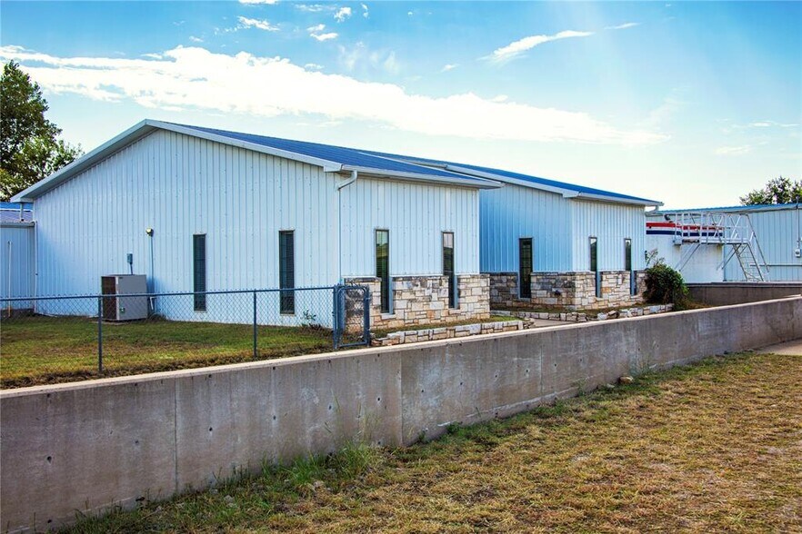 More Photos Of 2249 County Street 2810, Chickasha Industrial For Sale