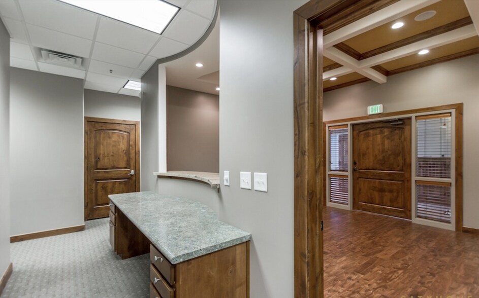 More Photos Of 4465 S 900 E, Millcreek Medical For Lease