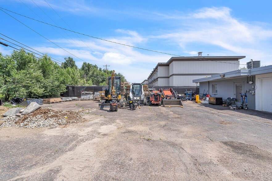 More Photos Of 2128 E Bijou St, Colorado Springs Freestanding For Lease