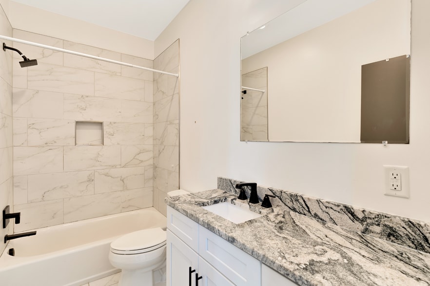 More Photos Of 406 High St, Chattanooga Office Residential For Sale