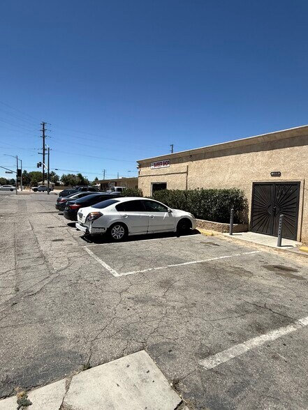 More Photos Of 101 W Avenue I, Lancaster Restaurant For Sale