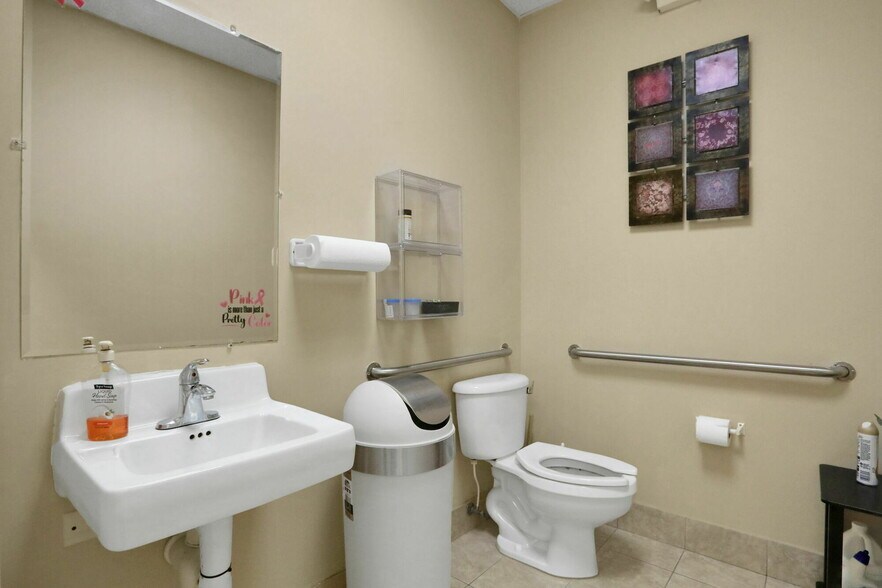 More Photos Of 12428 San Jose Blvd, Jacksonville Office For Sale