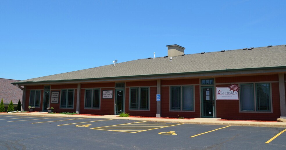 More Photos Of 6785 Weaver Rd, Rockford Medical For Lease
