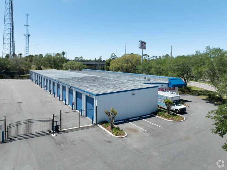 More Photos Of 10416 New Berlin Rd, Jacksonville Warehouse For Lease