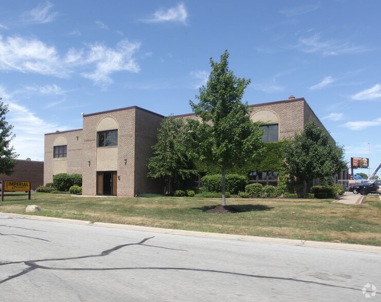 More Photos Of 9735 Industrial Dr, Bridgeview Light Distribution For Sale