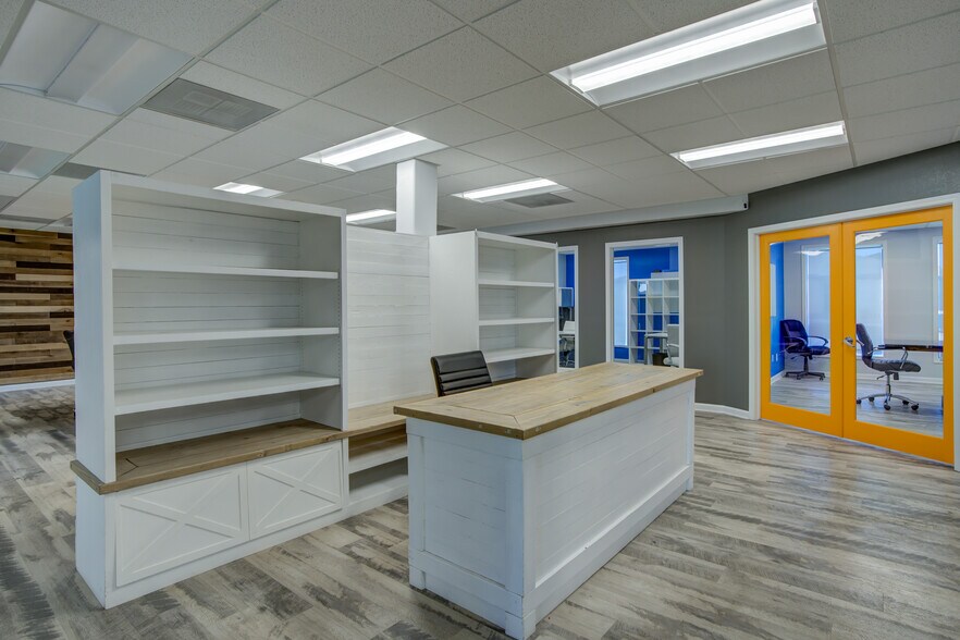 More Photos Of 2960 N Academy Blvd, Colorado Springs Office For Sale