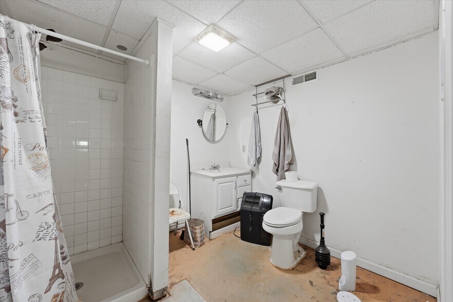 More Photos Of 601 N Chilhowee Dr, Knoxville Multifamily For Sale