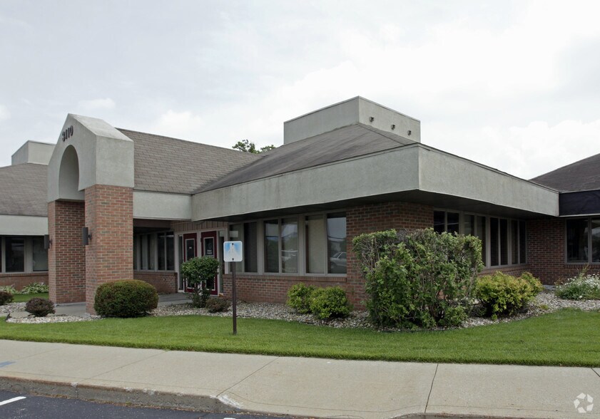 Primary Photo Of 3130 Windsor Ct, Elkhart Medical For Lease