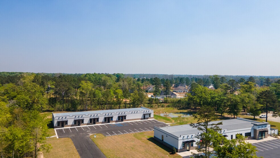 More Photos Of 192 Oakland Pky, Leesburg Office For Lease