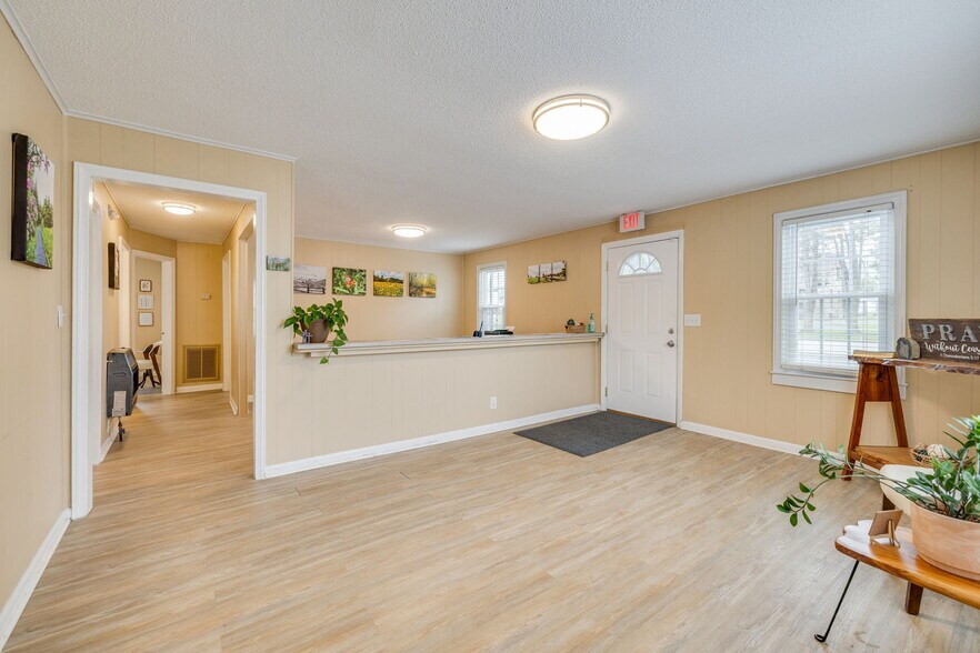 More Photos Of 1119 N Main Ave, Erwin Medical For Sale
