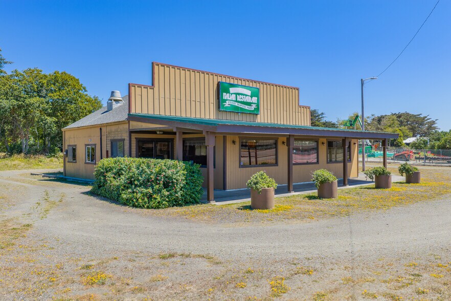 More Photos Of 1455 Oregon ave, Bandon General Retail For Sale