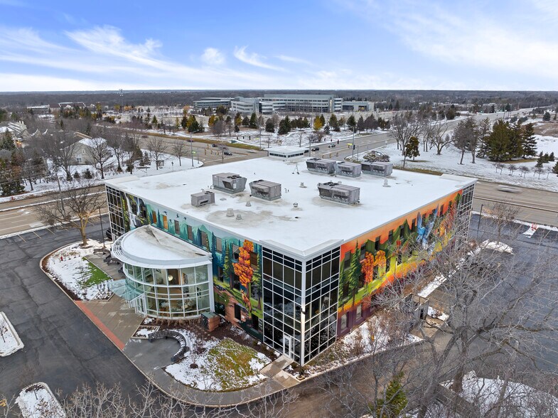 More Photos Of 4201 Lake Cook Rd, Northbrook Medical For Lease