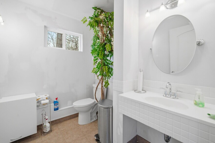 More Photos Of 1632 Riverdale St, West Springfield Freestanding For Sale