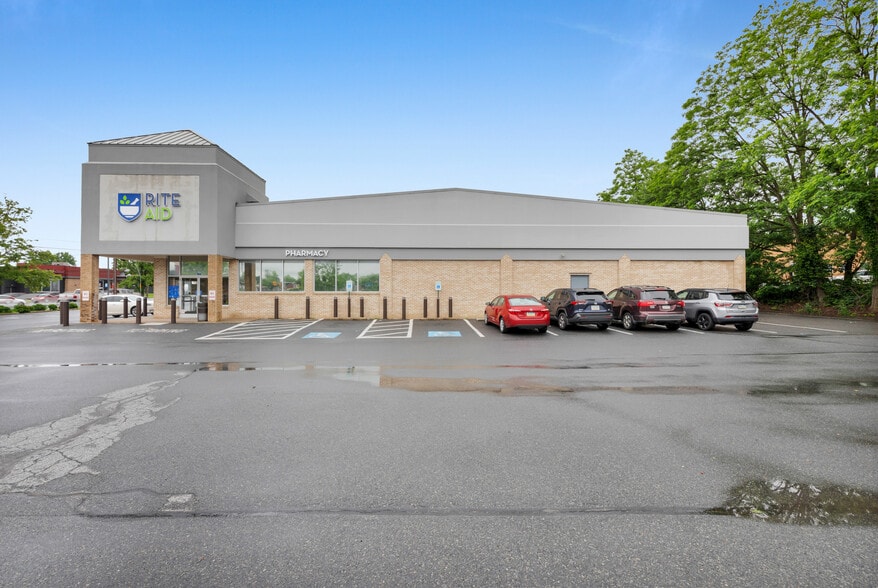 More Photos Of 1781 Stefko Blvd, Bethlehem Drugstore For Lease