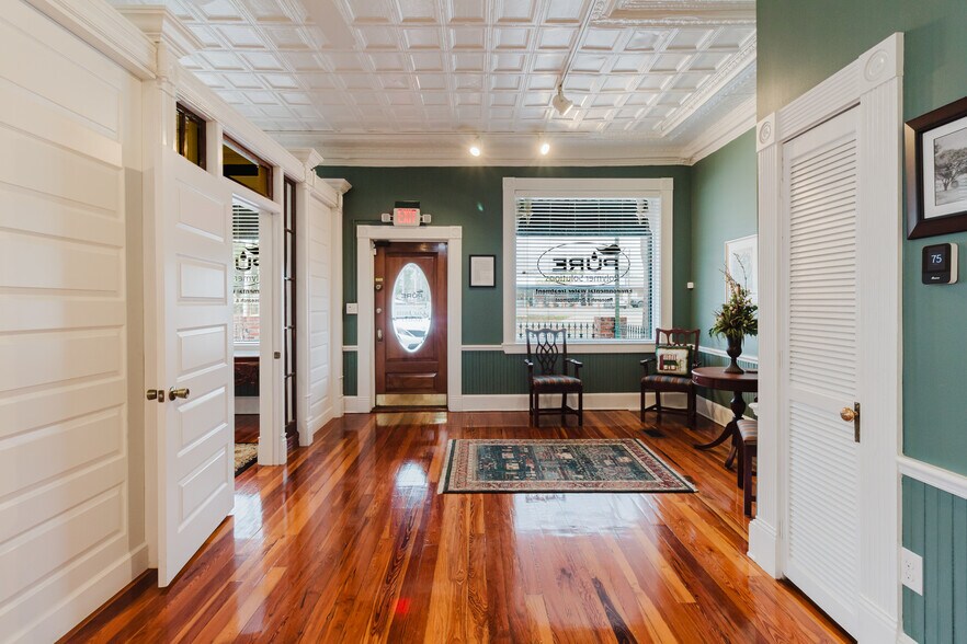 More Photos Of 37951 Meridian Ave, Dade City Office For Sale