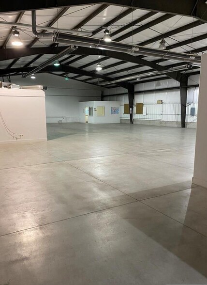 More Photos Of 1463 Commerce Way, Idaho Falls Warehouse For Sale