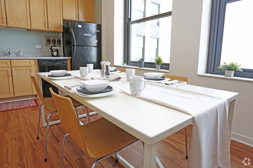 More Photos Of 59 E Van Buren St, Chicago Apartments For Lease