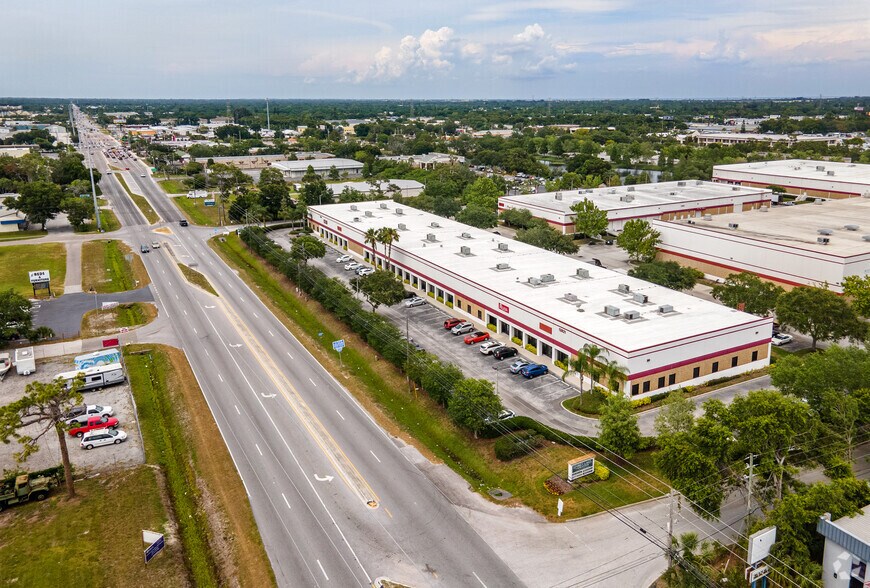 More Photos Of 12821 Starkey Rd, Largo Light Distribution For Lease