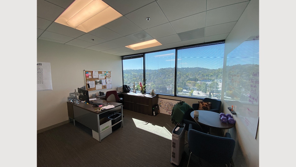 More Photos Of 15260 ventura Blvd, Sherman Oaks Office For Lease