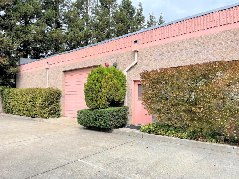 More Photos Of 1760 Industrial Way, Napa Warehouse For Lease