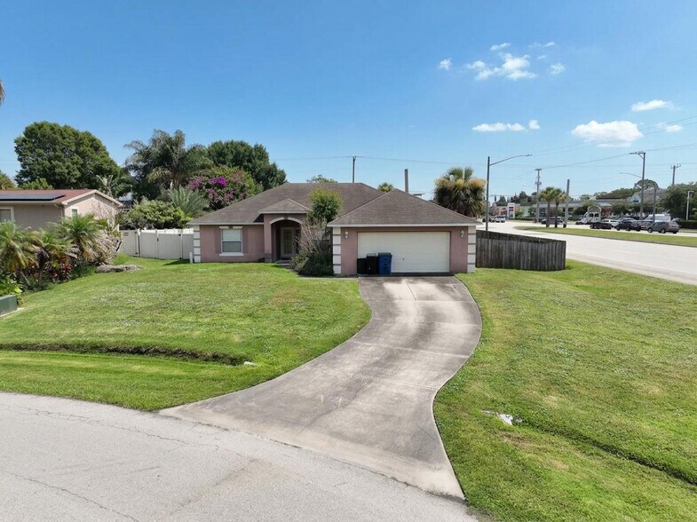 More Photos Of 1490 Emerson Dr Ne, Palm Bay Office Residential For Sale