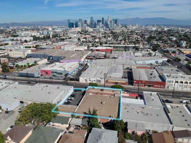 More Photos Of 170 E Jefferson Blvd, Los Angeles Warehouse For Sale
