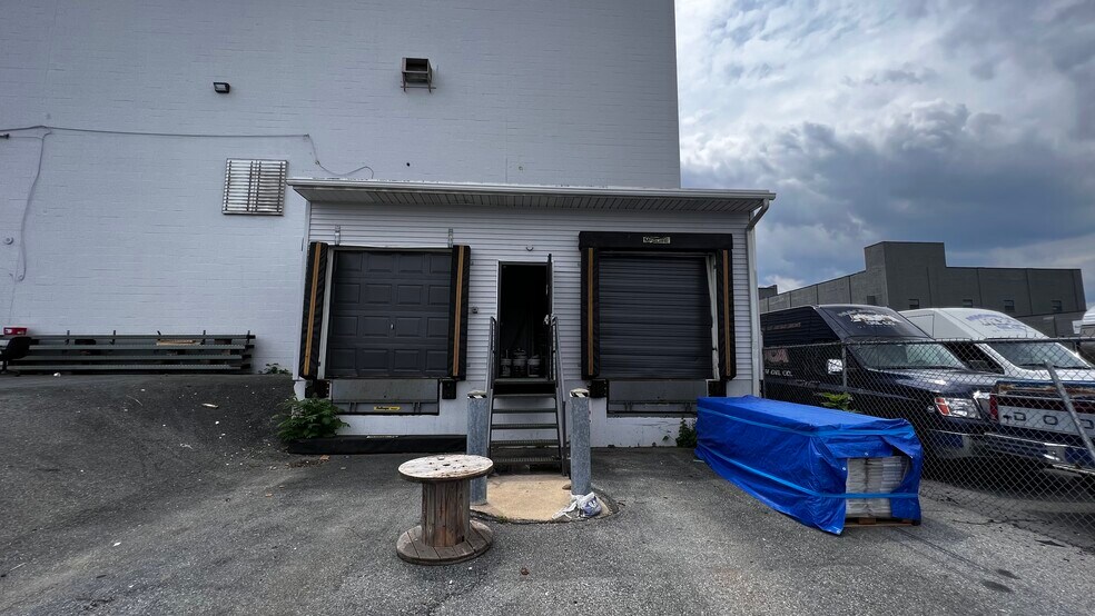 More Photos Of 1727-1801 Union Blvd, Allentown Warehouse For Lease
