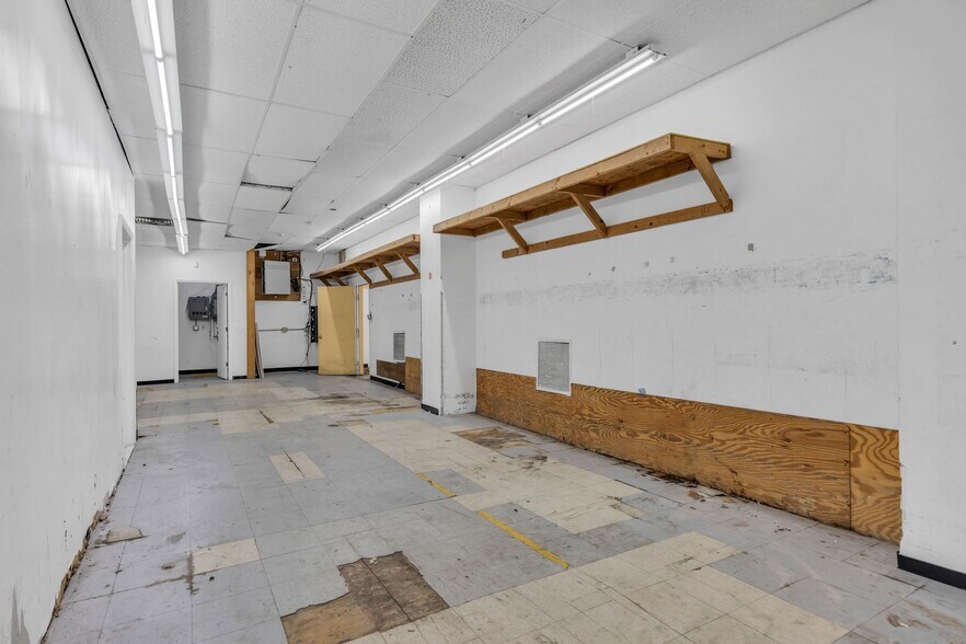 More Photos Of 511 Market St, Chattanooga Specialty For Lease