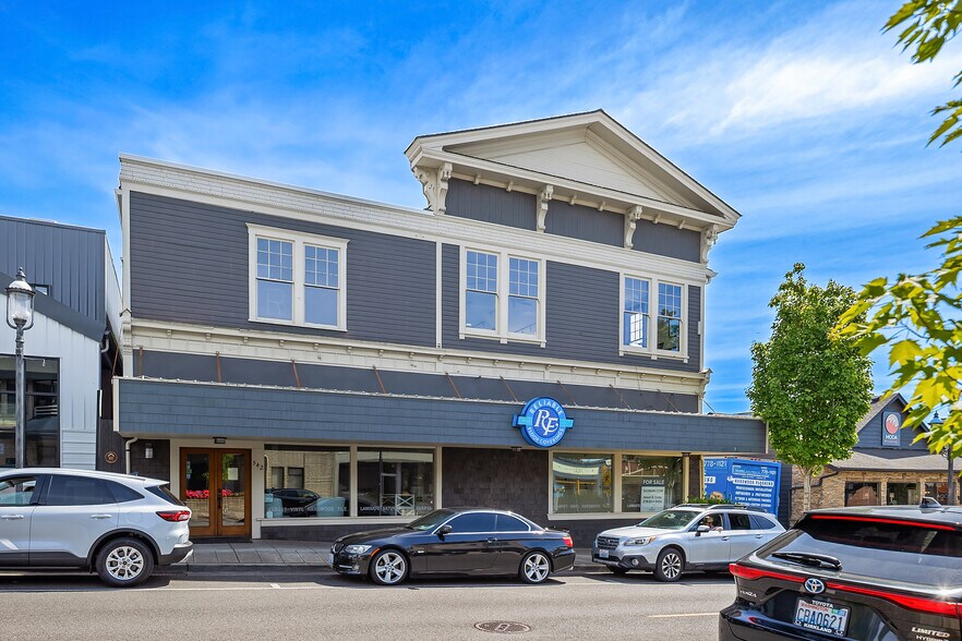 More Photos Of 542 Main St, Edmonds Freestanding For Sale