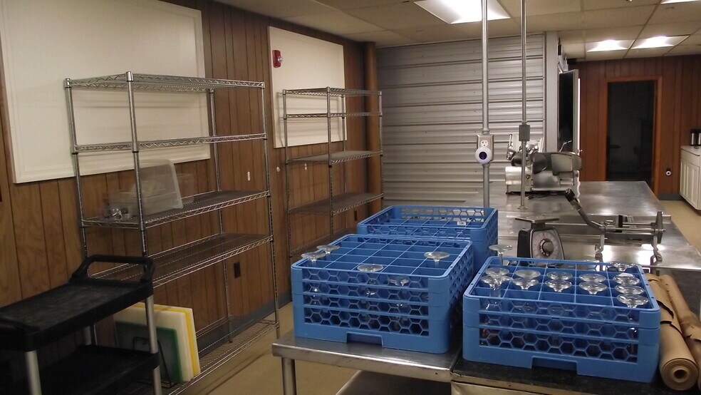 More Photos Of 820 Eastern Ave, Schenectady Religious Facility For Sale