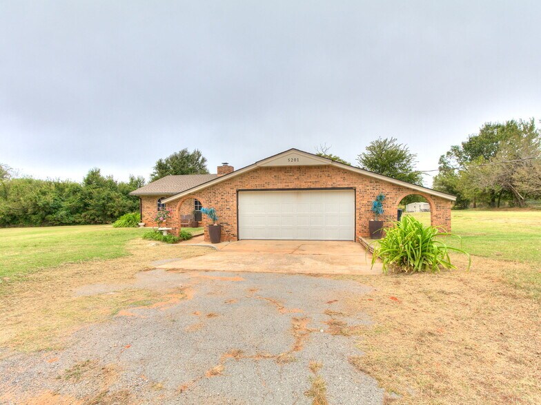 More Photos Of 5201 Washington Blvd, Spencer Land For Sale