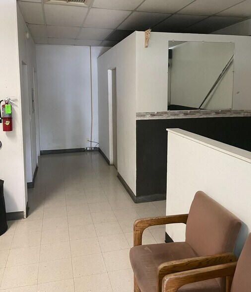 More Photos Of 1419-1439 Crowell St, Livingston Freestanding For Lease
