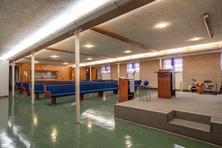More Photos Of 295 Arch St, New Britain Religious Facility For Sale
