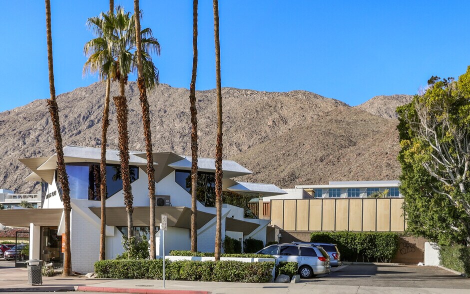 More Photos Of 201 N Indian Canyon Dr, Palm Springs Storefront Retail Office For Sale