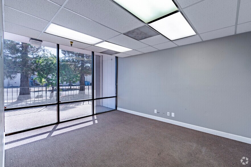 Photo of 1st Floor Ste 831 Deming