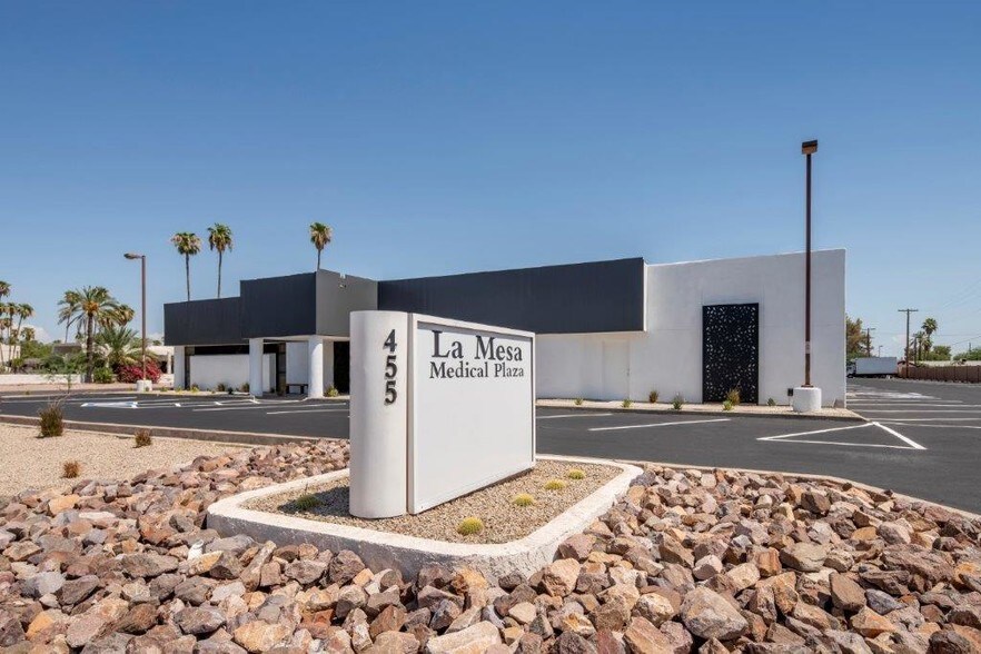 More Photos Of 455 N Mesa Dr, Mesa Medical For Lease