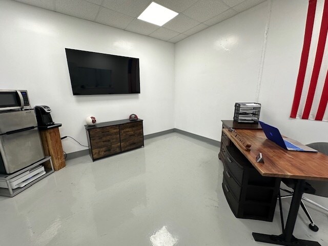 More Photos Of 5629 Star Ln, Houston Service For Lease