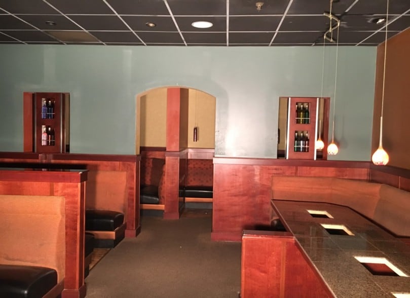 More Photos Of 1219 Filbert St, Philadelphia Parking Garage For Lease