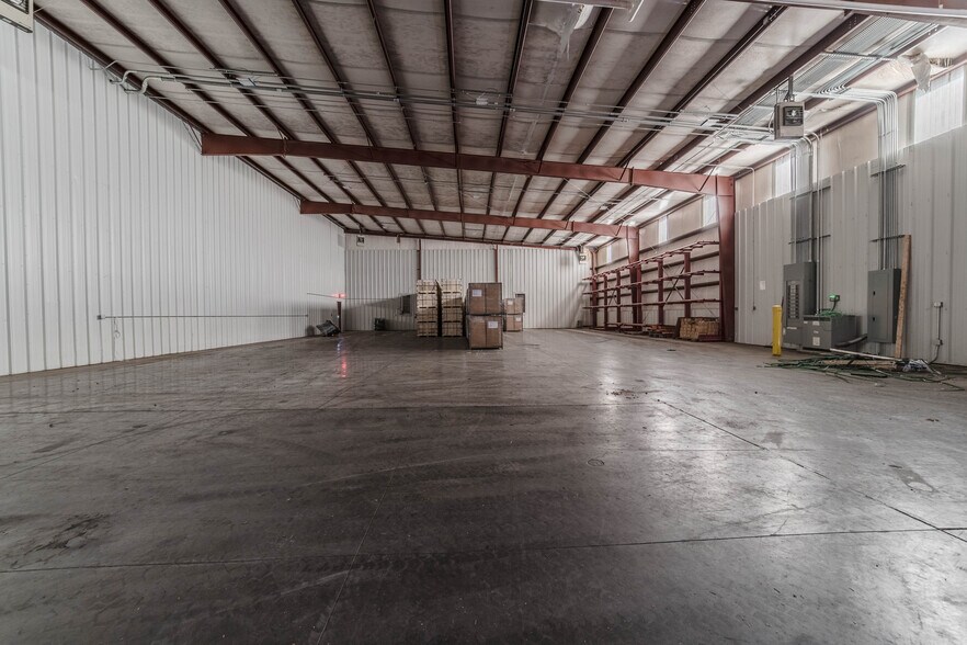 More Photos Of , Marion Unknown For Sale