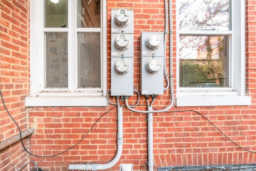 More Photos Of 645 Washington Blvd, Baltimore Apartments For Sale