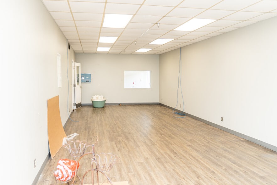 More Photos Of 2580 Highway 46, Heflin Warehouse For Sale