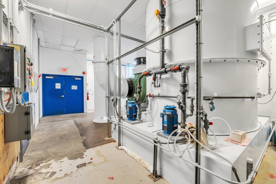 More Photos Of 10 Cabot St, Southbridge Warehouse For Sale