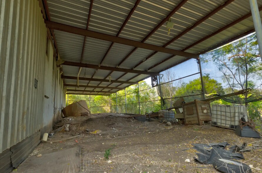 More Photos Of 211 Loop 308, Briggs Industrial For Sale