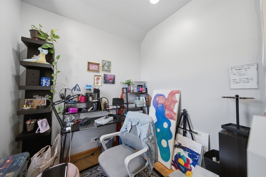 More Photos Of 2418 N Western Ave, Chicago Apartments For Sale