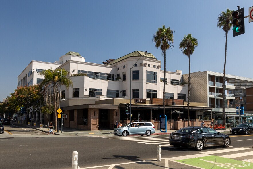 More Photos Of 120 Broadway, Santa Monica Office For Lease