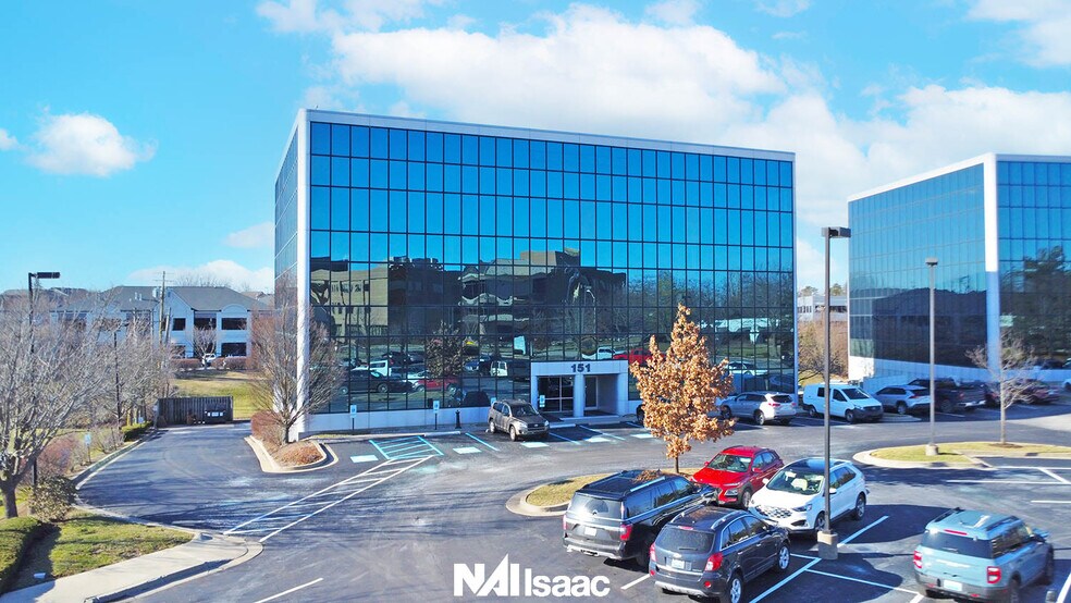 More Photos Of 151 N Eagle Creek Dr, Lexington Medical For Lease
