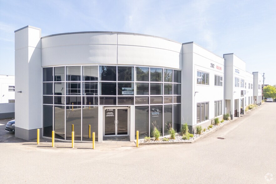 More Photos Of 2582 Mt Lehman Rd, Abbotsford Warehouse For Lease