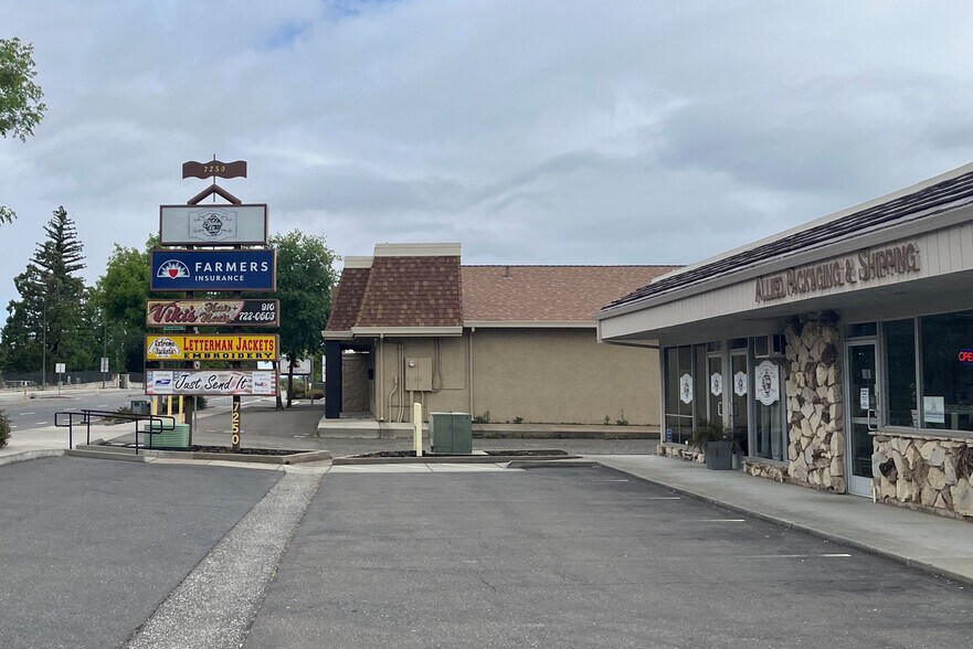 More Photos Of 7250 Auburn Blvd, Citrus Heights Storefront For Lease