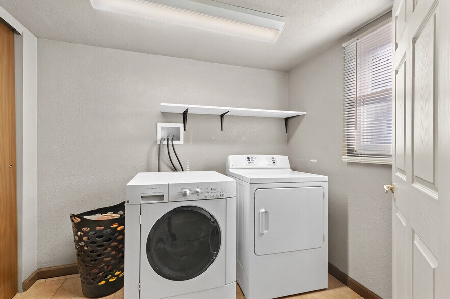 More Photos Of 7450 Highway 187, Eureka Springs Restaurant For Sale