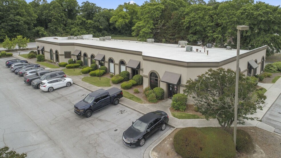 More Photos Of 1035 Green St SE, Conyers Office For Sale